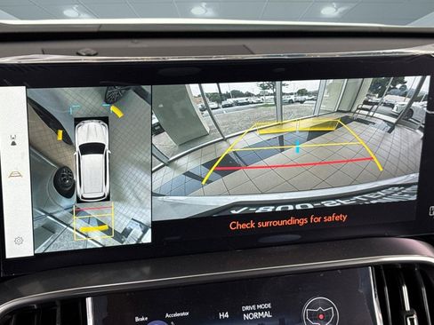 New 2026 Lexus LX 700h Overtrail AWD/4WD image 17