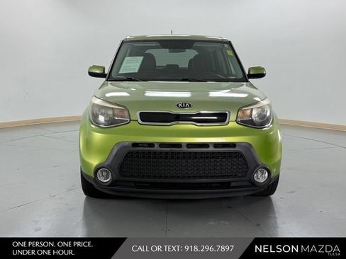 Used 2016 Kia Soul + FWD image 2