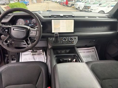 Used 2023 Land Rover Defender 110 V8 AWD/4WD image 12