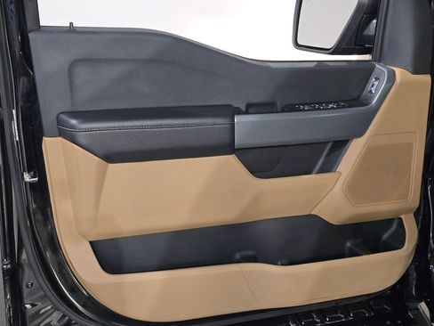 Used 2023 Ford F150 XLT image 12