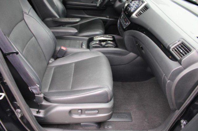 Used 2017 Honda Pilot Elite image 11