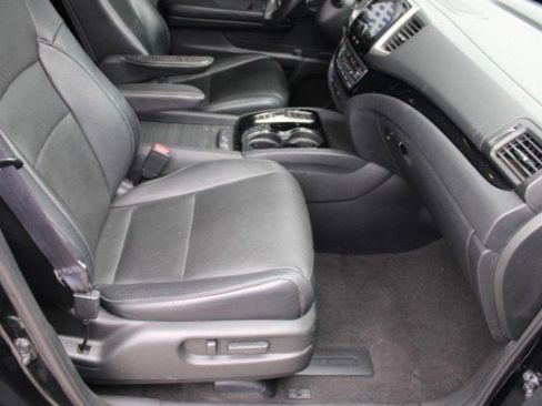 Used 2017 Honda Pilot Elite image 11