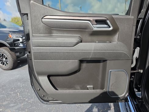 Used 2026 Chevrolet Silverado 1500 LTZ w/ LTZ Convenience Package II AWD/4WD image 13