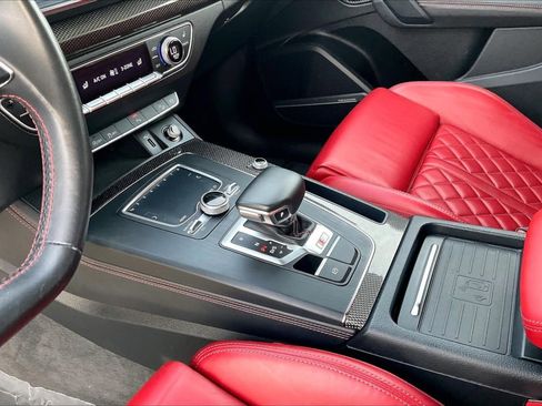 Used 2019 Audi SQ5 Premium Plus w/ Premium Plus Package image 14