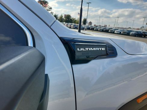 Certified 2024 GMC Sierra 2500 Denali Ultimate image 7