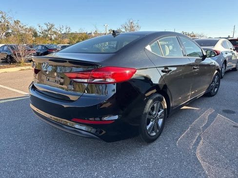 Used 2017 Hyundai Elantra Value Edition image 3