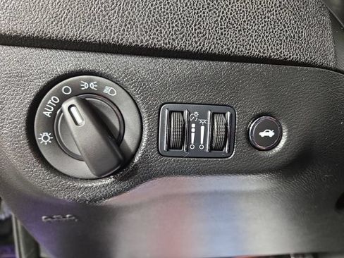 Used 2023 Dodge Charger R/T w/ Blacktop Package RWD image 28
