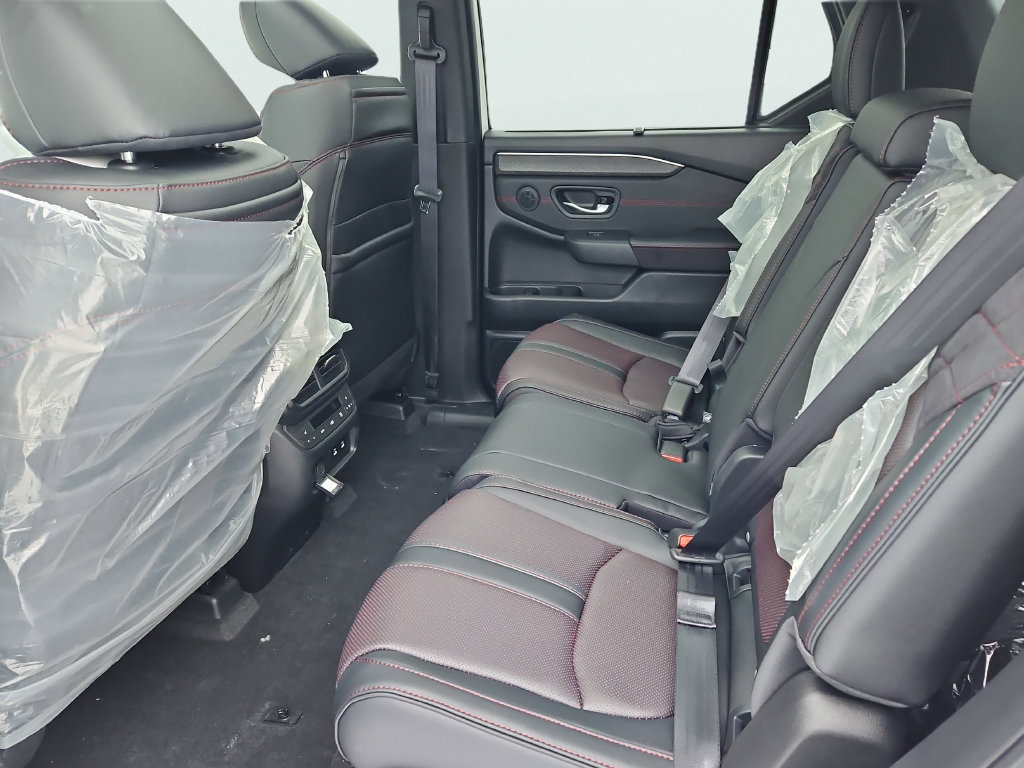 New 2026 Honda Pilot Black Edition image 23