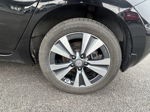 Used 2015 Nissan Leaf SL w/ Premium Package image 27