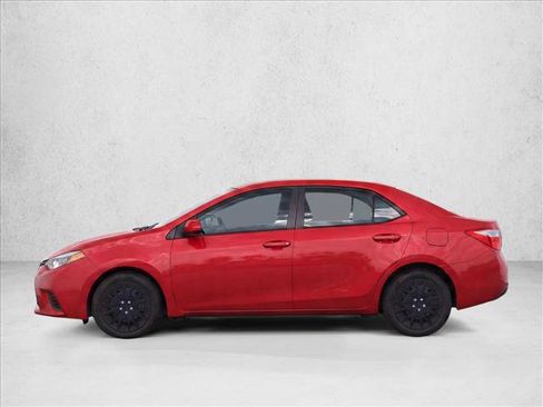 Used 2016 Toyota Corolla LE FWD image 4