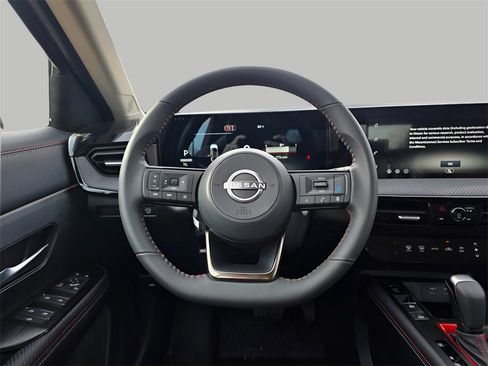 New 2026 Nissan Kicks SR image 18