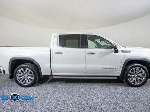 Used 2024 GMC Sierra 1500 Denali w/ Denali Reserve Package AWD/4WD image 8