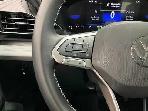 Used 2024 Volkswagen Taos S image 16