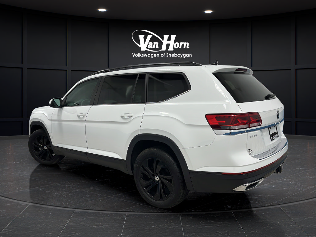 Used 2023 Volkswagen Atlas SE w/ Black Wheel Package AWD/4WD image 5