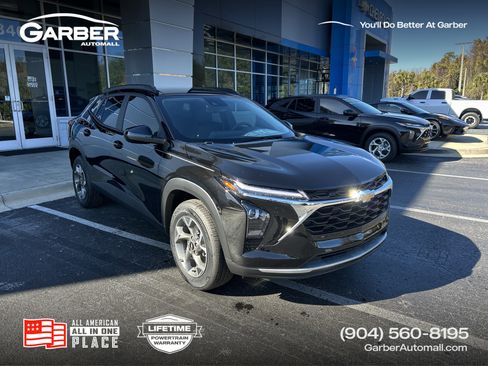 New 2025 Chevrolet Trax LT w/ Driver Confidence Package image 1