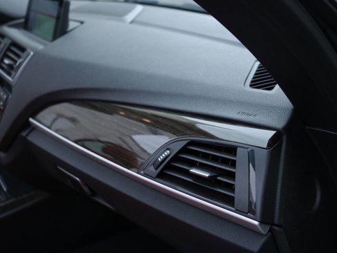 Used 2016 BMW M235i Convertible image 30