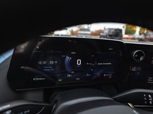 New 2026 Chevrolet Equinox EV LT FWD image 5