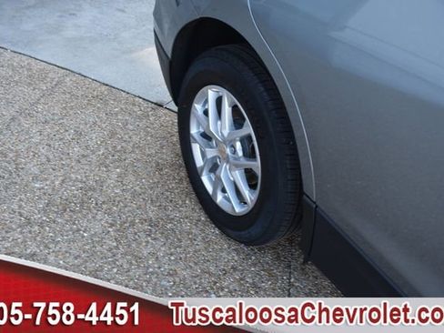 Used 2024 Chevrolet Equinox LT image 13