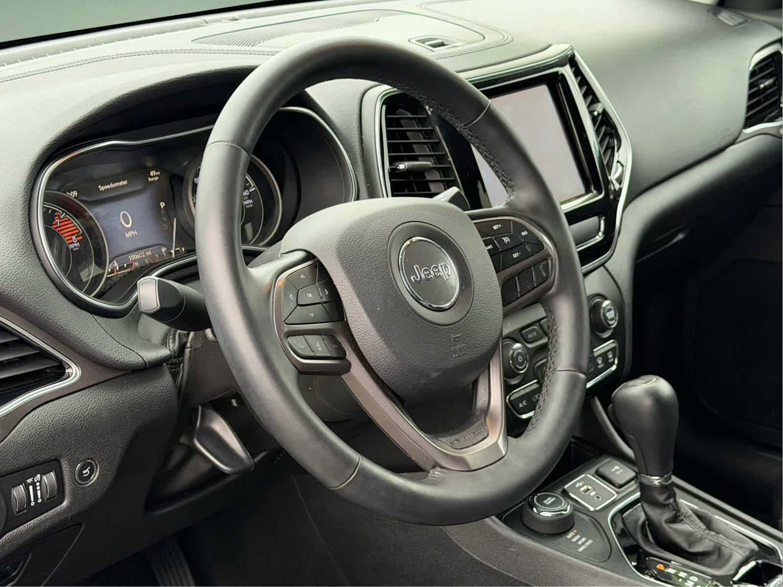 Used 2019 Jeep Cherokee Limited AWD/4WD image 18