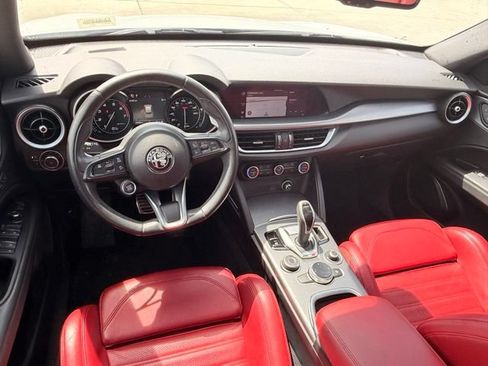 Used 2023 Alfa Romeo Stelvio Veloce AWD/4WD image 11