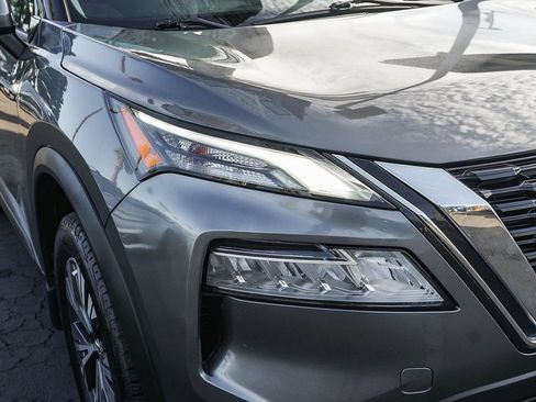 Used 2021 Nissan Rogue SV AWD/4WD image 11