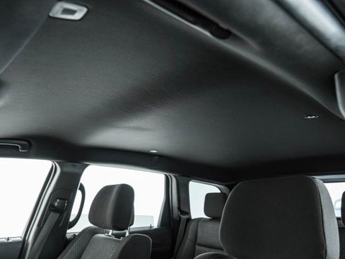 Used 2018 Jeep Grand Cherokee Laredo image 27