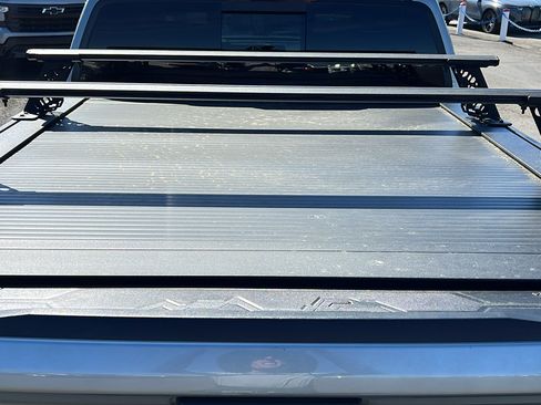 Used 2023 GMC Canyon AT4 AWD/4WD image 7