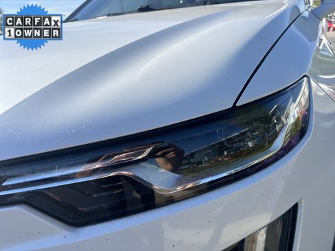 Used 2022 Cadillac XT6 Sport w/ Technology Package image 5