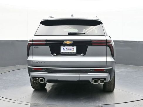 New 2026 Chevrolet Traverse LT w/ LPO, Floor Liner Package image 10