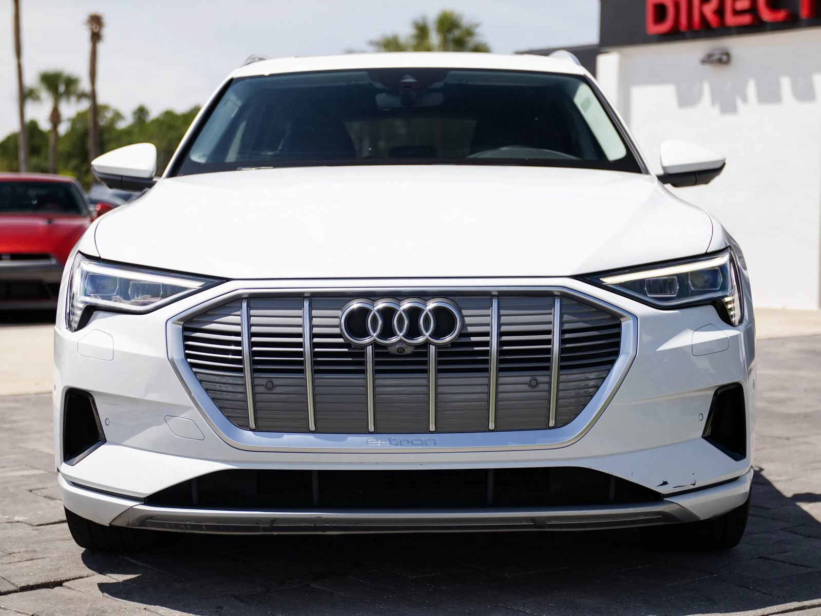 Used 2021 Audi e-tron Premium Plus w/ Premium Plus Package AWD/4WD image 4