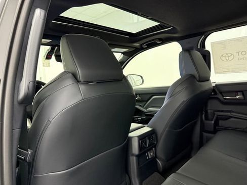 New 2026 Toyota 4Runner Limited image 32