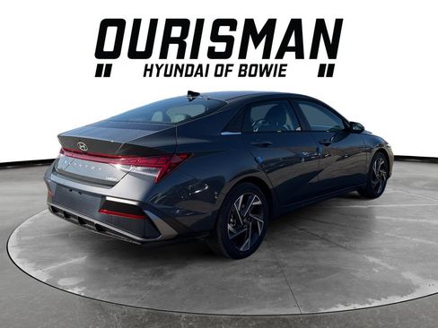 New 2026 Hyundai Elantra Limited FWD image 6