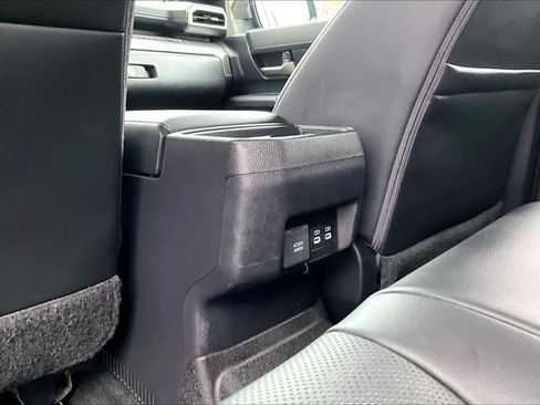 Used 2024 Toyota Tacoma TRD Off-Road w/ TRD Off Road Premium Package image 35