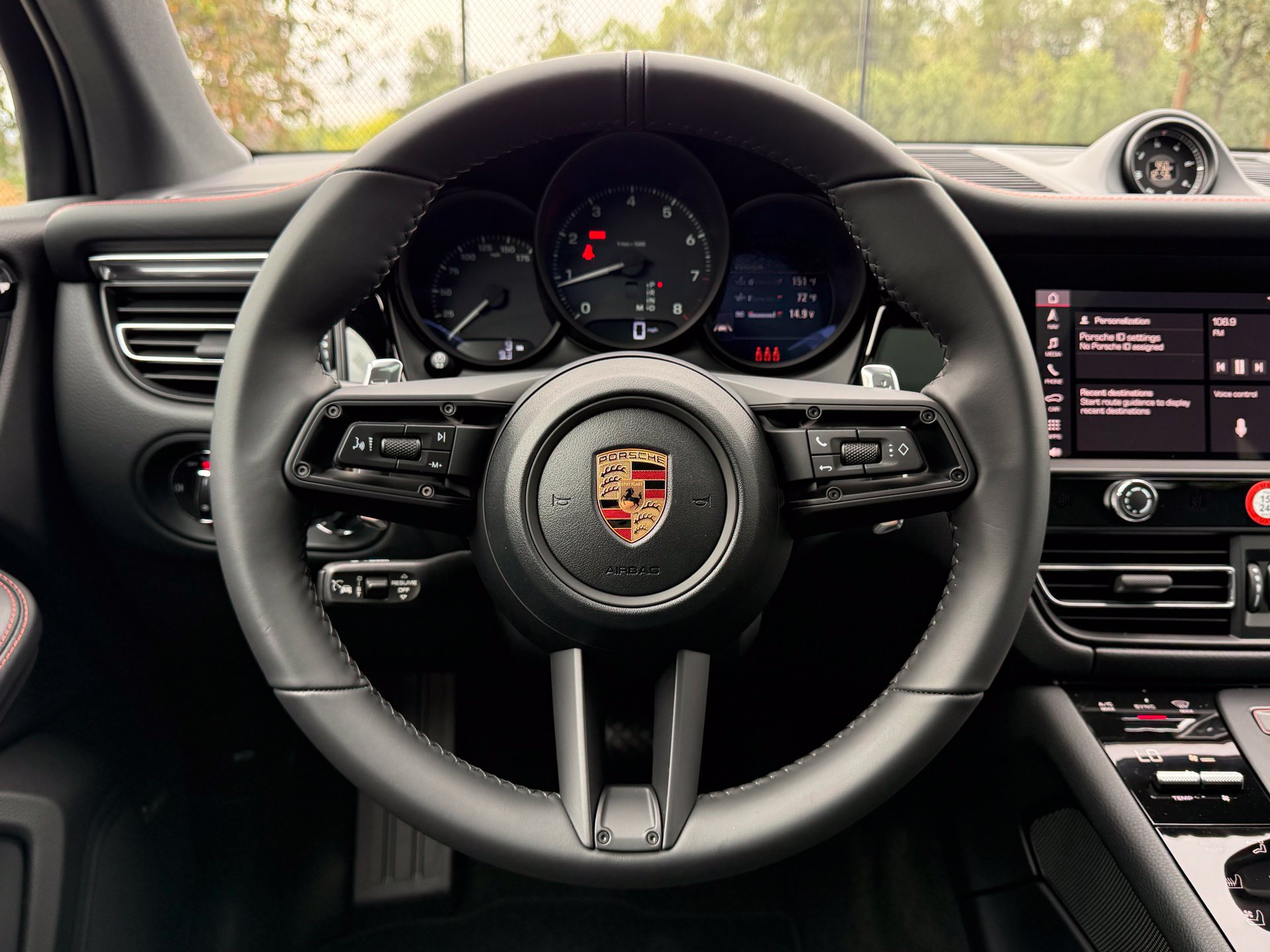 Used 2026 Porsche Macan AWD/4WD image 15