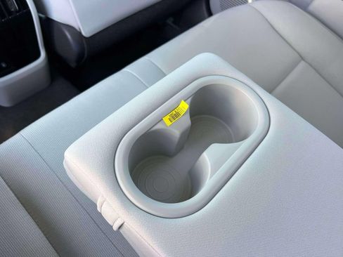 Certified 2024 Hyundai Kona SEL w/ Convenience Package FWD image 13