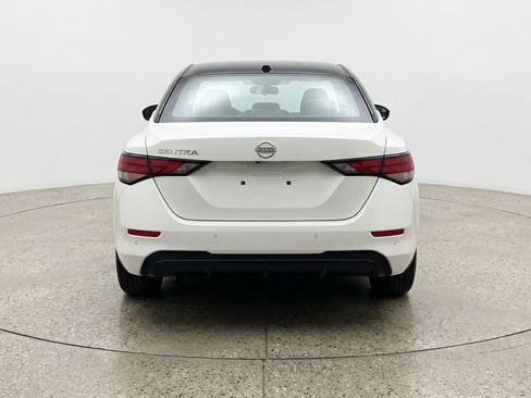 Used 2025 Nissan Sentra SV image 7