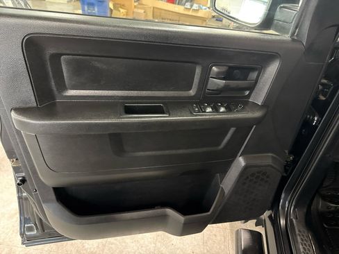 Used 2016 RAM 1500 Express w/ Black Ram 1500 Express Group image 26