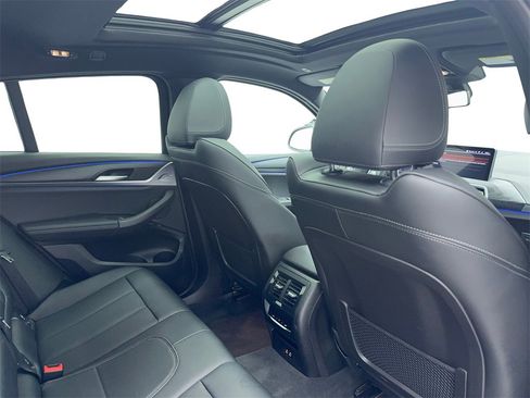 Used 2025 BMW X4 xDrive30i image 51