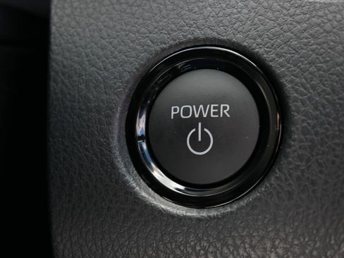 Used 2026 Toyota Camry SE AWD/4WD image 29