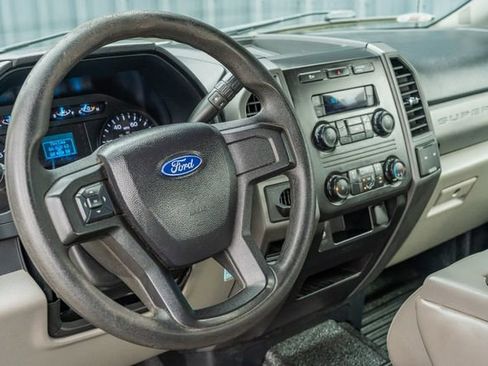 Used 2019 Ford F250 XL image 24