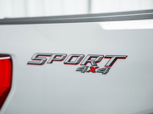 Certified 2023 Ford F150 Lariat w/ Equipment Group 502A High image 18