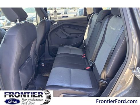 Used 2018 Ford Escape SE w/ SE Sync 3 Package FWD image 12