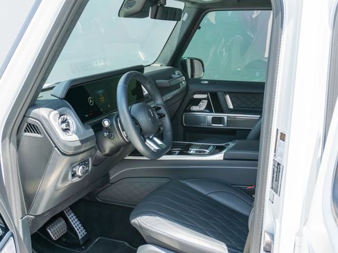 Used 2025 Mercedes-Benz G 63 AMG 4MATIC image 10