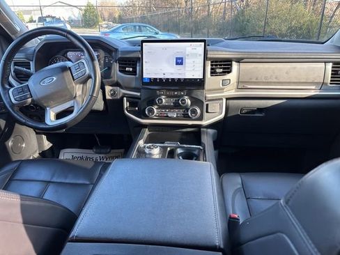 Certified 2024 Ford Expedition Max XLT image 9