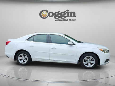 Used 2014 Chevrolet Malibu LS FWD image 6