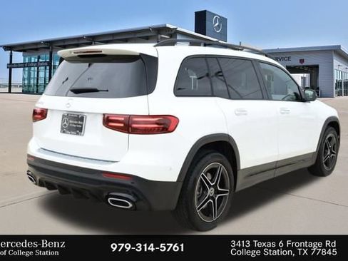 Certified 2025 Mercedes-Benz GLB 250 image 8