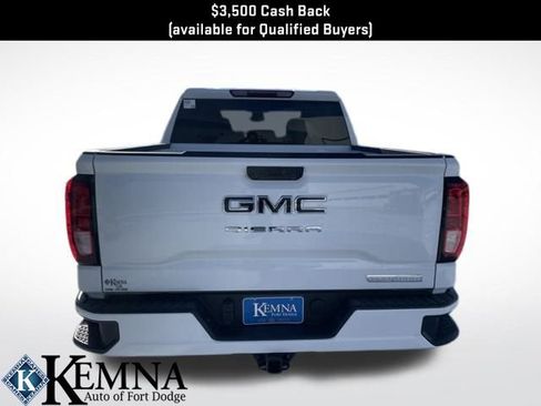 New 2026 GMC Sierra 1500 Elevation w/ LPO, Elevation Black Package image 4