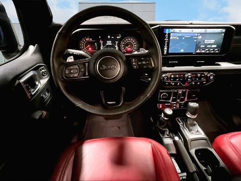 Used 2024 Jeep Wrangler Unlimited Rubicon 392 image 14