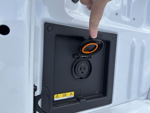 New 2026 Ford F150 Lariat image 8