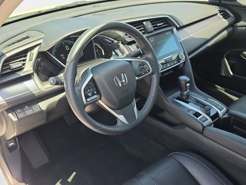 Used 2017 Honda Civic Touring image 15